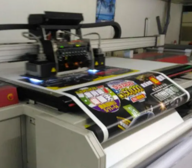 УФ-цифровая печатная машина